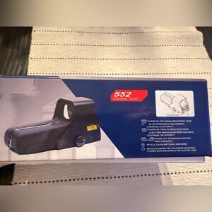 552 Graphic Sight
